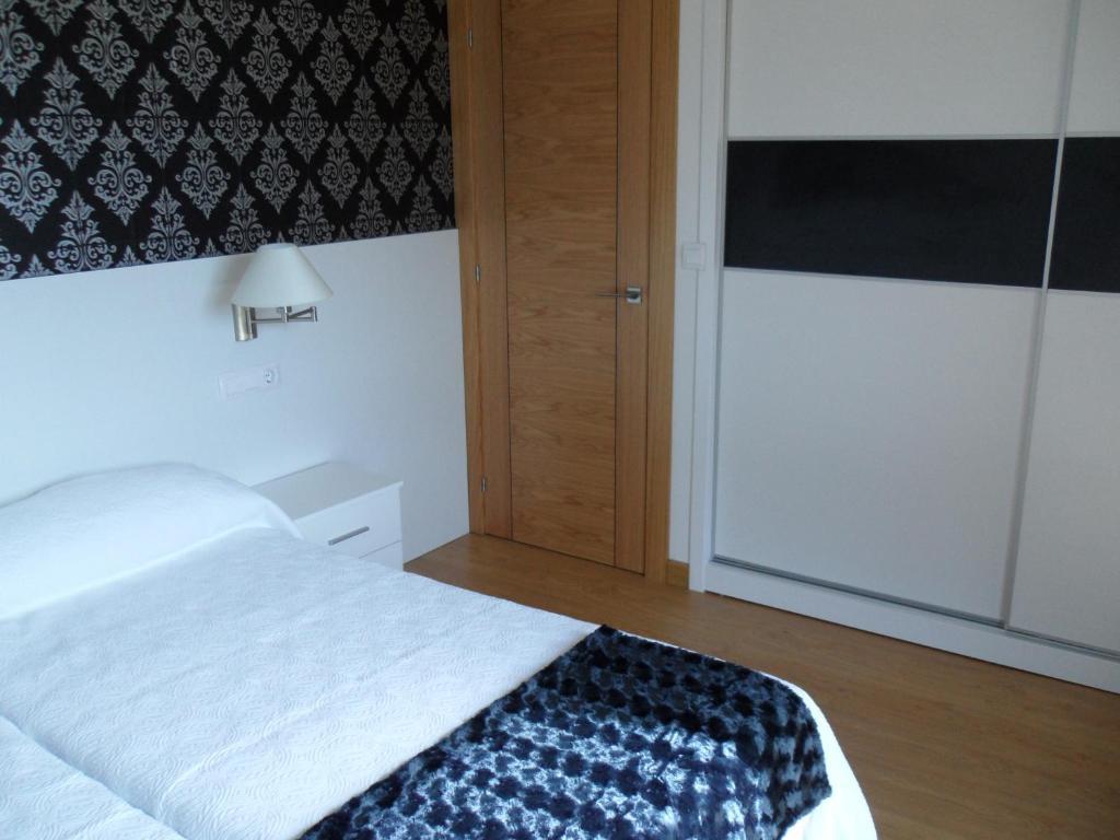 Apartamentos Turisticos Estrella Del Alemar Ланґре Номер фото
